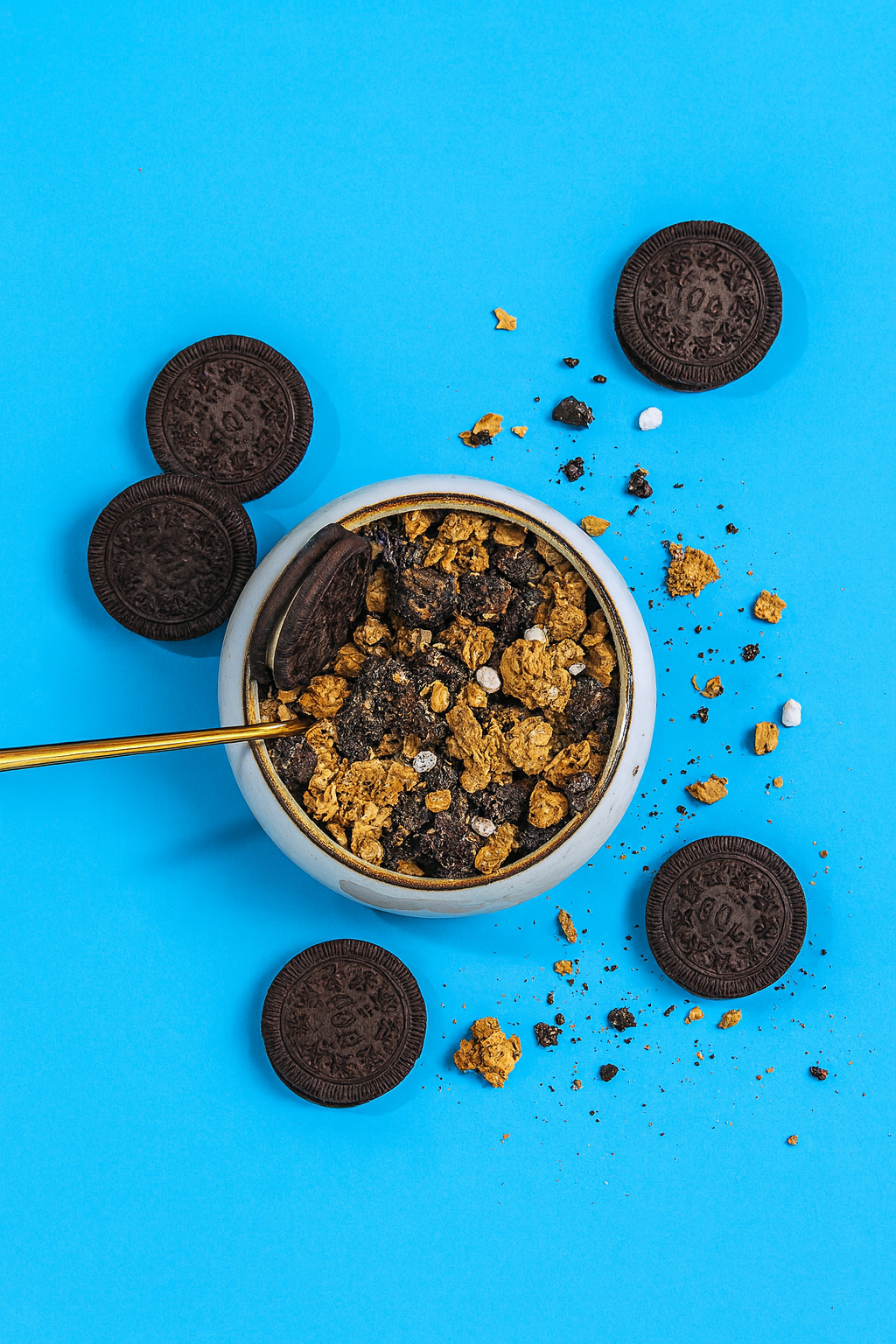 Cookies & Cream Granola